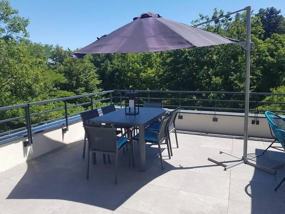 Appartement D'Exception - Vue Panoramique Sur Lac Evian-les-Bains 0*,  France
